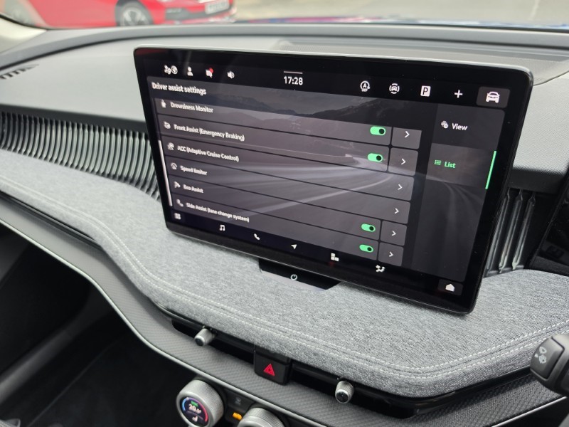 2025 (25) SKODA SUPERB 1.5 TSI e-TEC SE Technology 5dr DSG 5258034