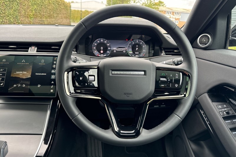 2024 (24) LAND ROVER RANGE ROVER EVOQUE 1.5 P300e Dynamic SE 5dr Auto 3485761