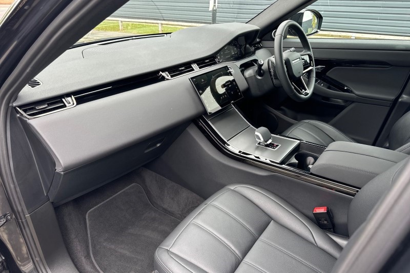 2024 (24) LAND ROVER RANGE ROVER EVOQUE 1.5 P300e Dynamic SE 5dr Auto 3485777