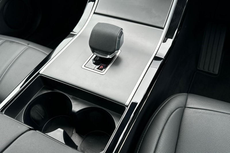 2024 (24) LAND ROVER RANGE ROVER EVOQUE 1.5 P300e Dynamic SE 5dr Auto 3485773