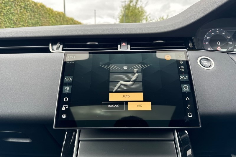 2024 (24) LAND ROVER RANGE ROVER EVOQUE 1.5 P300e Dynamic SE 5dr Auto 3485769