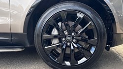 2022 (22) LAND ROVER DISCOVERY 3.0 D300 R-Dynamic SE 5dr Auto 5341087