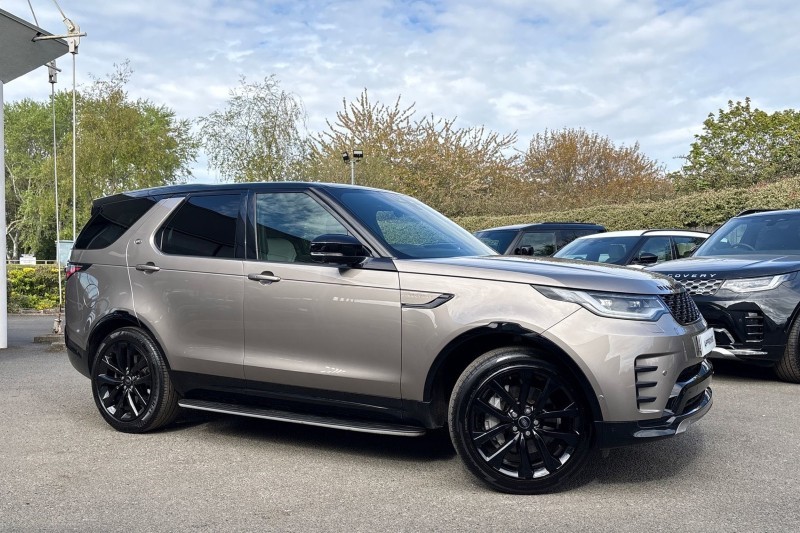 2022 (22) LAND ROVER DISCOVERY 3.0 D300 R-Dynamic SE 5dr Auto 5341126