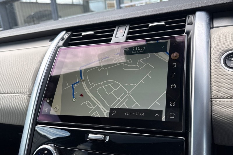 2022 (22) LAND ROVER DISCOVERY 3.0 D300 R-Dynamic SE 5dr Auto 5341110