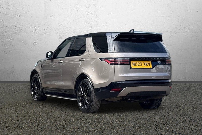 2022 (22) LAND ROVER DISCOVERY 3.0 D300 R-Dynamic SE 5dr Auto