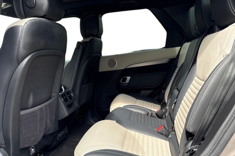2022 (22) LAND ROVER DISCOVERY 3.0 D300 R-Dynamic SE 5dr Auto 5341083