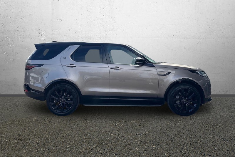 2022 (22) LAND ROVER DISCOVERY 3.0 D300 R-Dynamic SE 5dr Auto 5341084