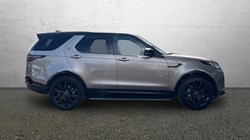 2022 (22) LAND ROVER DISCOVERY 3.0 D300 R-Dynamic SE 5dr Auto 5341084