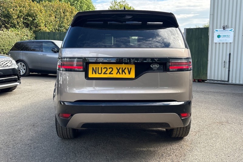 2022 (22) LAND ROVER DISCOVERY 3.0 D300 R-Dynamic SE 5dr Auto 5341134