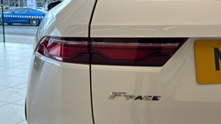 2021 (21) JAGUAR F-PACE 2.0 D200 R-Dynamic S 5dr Auto AWD 3064073
