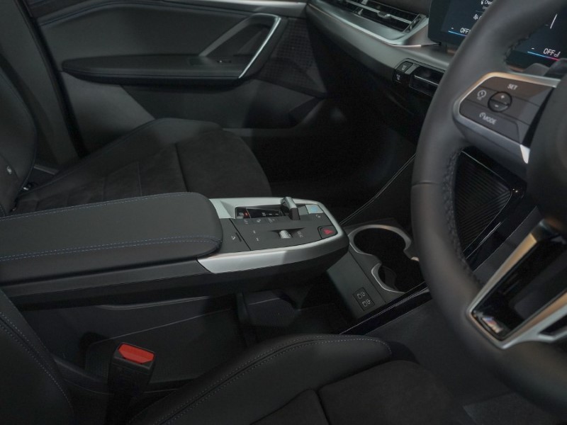  BMW iX1 150kW eDrive20 M Sport 65kWh 5dr Auto [22kWCh] 5074084