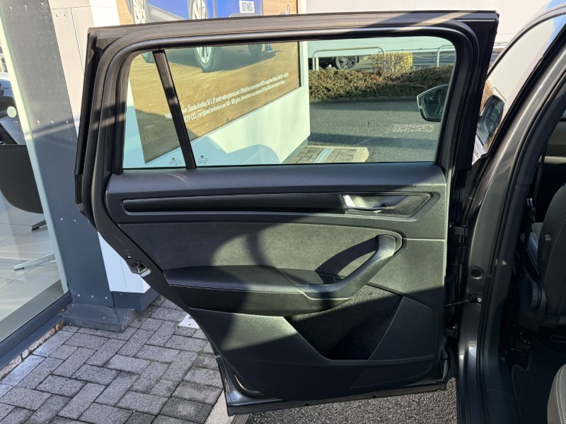 2023 (23) SKODA KODIAQ 2.0 TSI 190 Sport Line 4x4 5dr DSG [7 Seat] 4830465