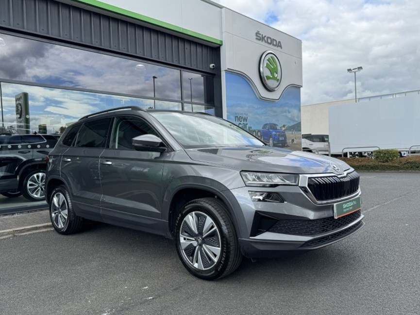 2023 (73) SKODA KAROQ 1.0 TSI SE Drive 5dr
