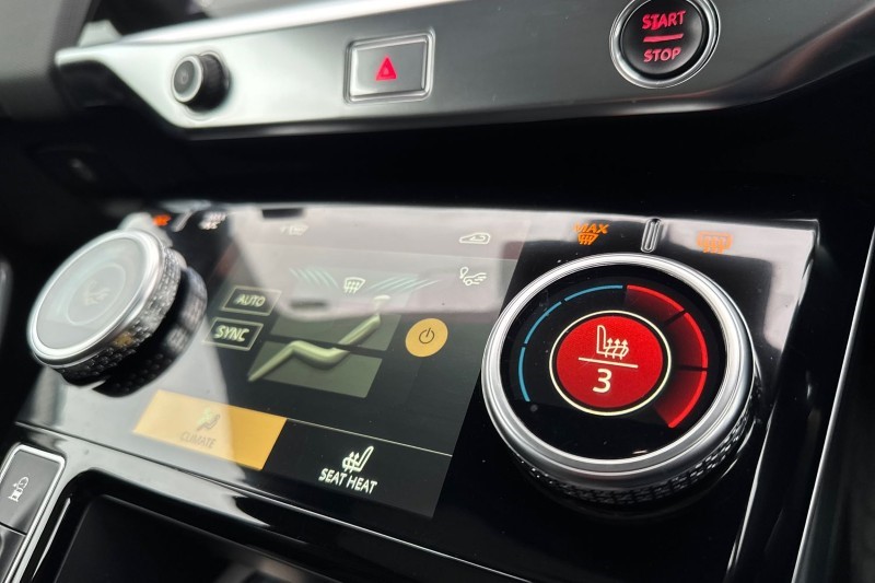 2021 (71) JAGUAR I-PACE 294kW EV400 HSE Black 90kWh 5dr Auto 11kW Charger 5040221