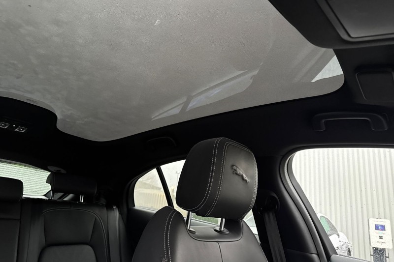 2021 (71) JAGUAR I-PACE 294kW EV400 HSE Black 90kWh 5dr Auto 11kW Charger 5040205