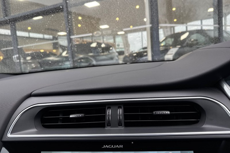 2021 (71) JAGUAR I-PACE 294kW EV400 HSE Black 90kWh 5dr Auto 11kW Charger 5040222