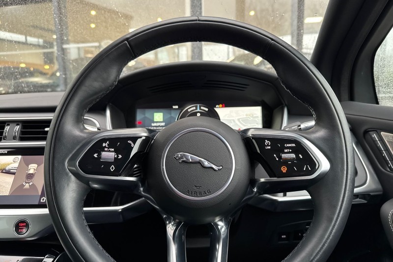 2021 (71) JAGUAR I-PACE 294kW EV400 HSE Black 90kWh 5dr Auto 11kW Charger 5040212