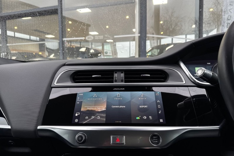 2021 (71) JAGUAR I-PACE 294kW EV400 HSE Black 90kWh 5dr Auto 11kW Charger 5040198