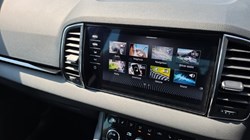 2025 (75) SKODA KAROQ 1.5 TSI SE L Edition 5dr DSG 5617047