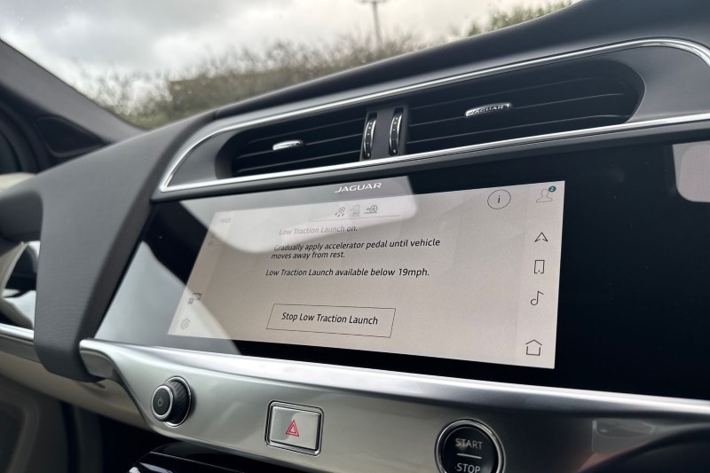 2022 (22) JAGUAR I-PACE 294kW EV400 Black 90kWh 5dr Auto [11kW Charger] 5042683