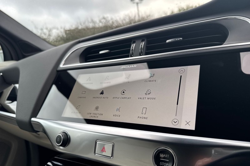 2022 (22) JAGUAR I-PACE 294kW EV400 Black 90kWh 5dr Auto [11kW Charger] 5042677