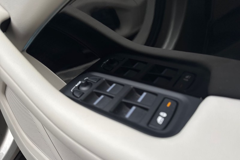 2022 (22) JAGUAR I-PACE 294kW EV400 Black 90kWh 5dr Auto [11kW Charger] 5042667