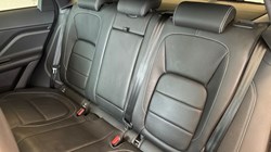 2017 (17) JAGUAR F-PACE 3.0d V6 S 5dr Auto AWD 3055762