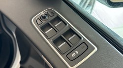 2017 (17) JAGUAR F-PACE 3.0d V6 S 5dr Auto AWD 3055746