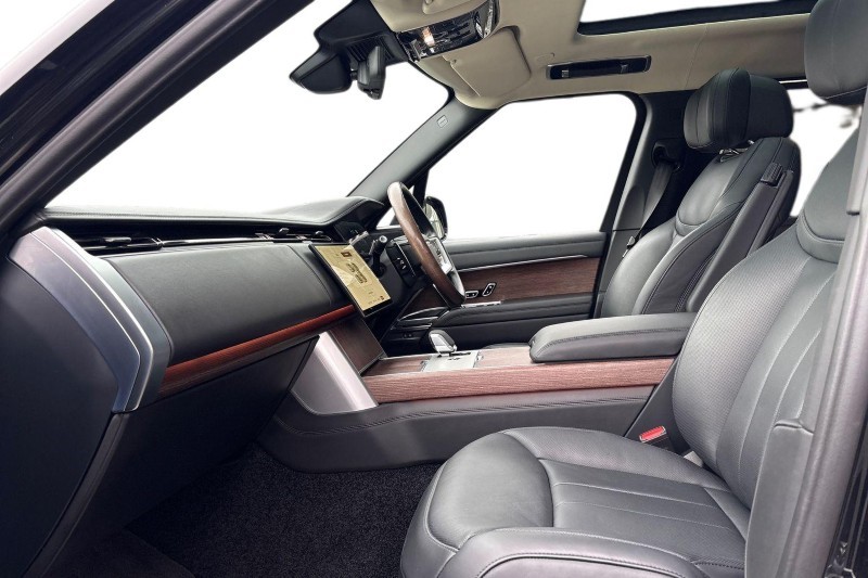 2024 (74) LAND ROVER RANGE ROVER 3.0 P550e Autobiography 4dr Auto 5025114