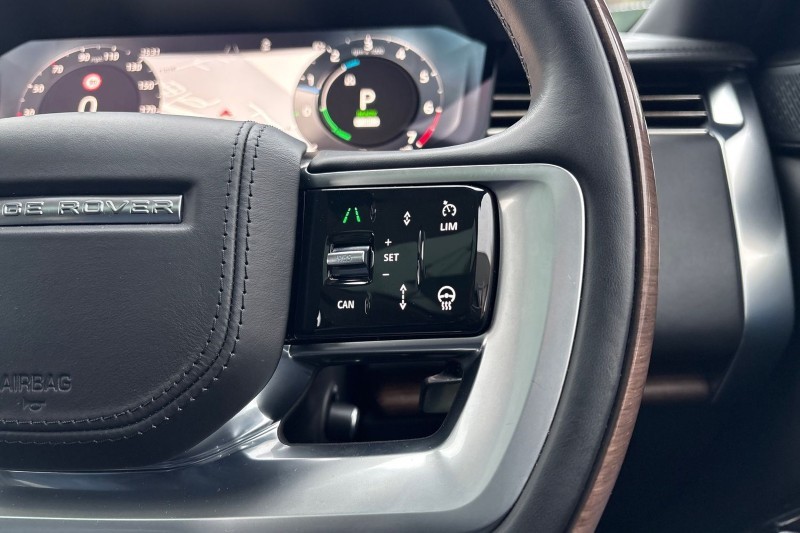 2024 (74) LAND ROVER RANGE ROVER 3.0 P550e Autobiography 4dr Auto 5025140