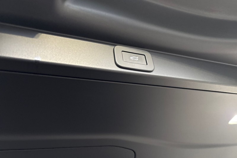 2024 (74) LAND ROVER RANGE ROVER 3.0 P550e Autobiography 4dr Auto 5025154