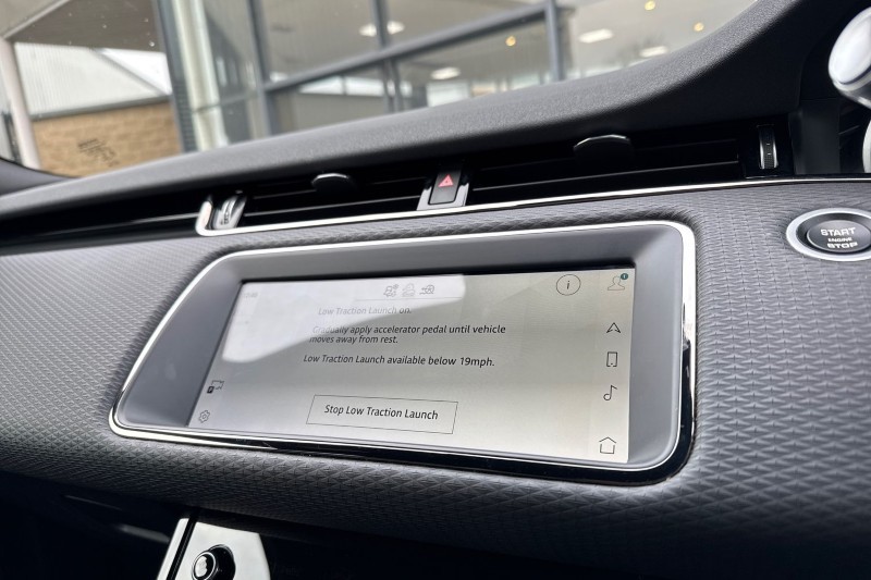 2022 (71) LAND ROVER RANGE ROVER EVOQUE 2.0 P250 R-Dynamic S 5dr Auto 5040581