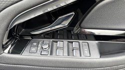 2022 (71) LAND ROVER RANGE ROVER EVOQUE 2.0 P250 R-Dynamic S 5dr Auto 5040565