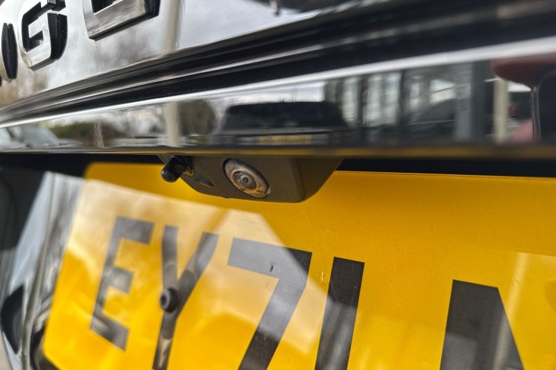 2022 (71) LAND ROVER RANGE ROVER EVOQUE 2.0 P250 R-Dynamic S 5dr Auto 5040586