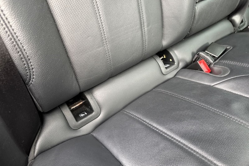 2022 (71) LAND ROVER RANGE ROVER EVOQUE 2.0 P250 R-Dynamic S 5dr Auto 5040582