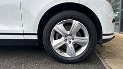 2022 (71) LAND ROVER RANGE ROVER VELAR 2.0 D200 5dr Auto 5043038