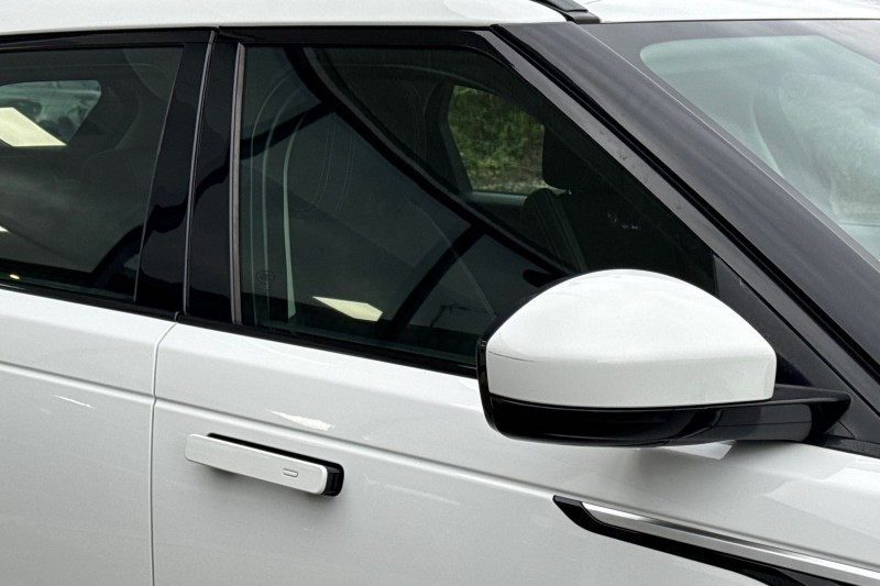 2022 (71) LAND ROVER RANGE ROVER VELAR 2.0 D200 5dr Auto 5043083