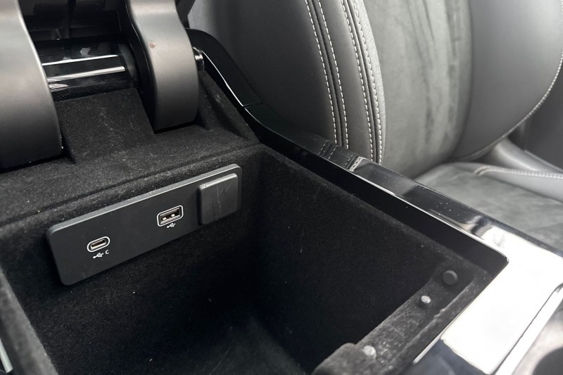 2022 (71) LAND ROVER RANGE ROVER VELAR 2.0 D200 5dr Auto 5043068