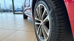 2018 (18) JAGUAR F-PACE 2.0d R-Sport 5dr Auto AWD 3100348