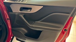 2018 (18) JAGUAR F-PACE 2.0d R-Sport 5dr Auto AWD 3100322