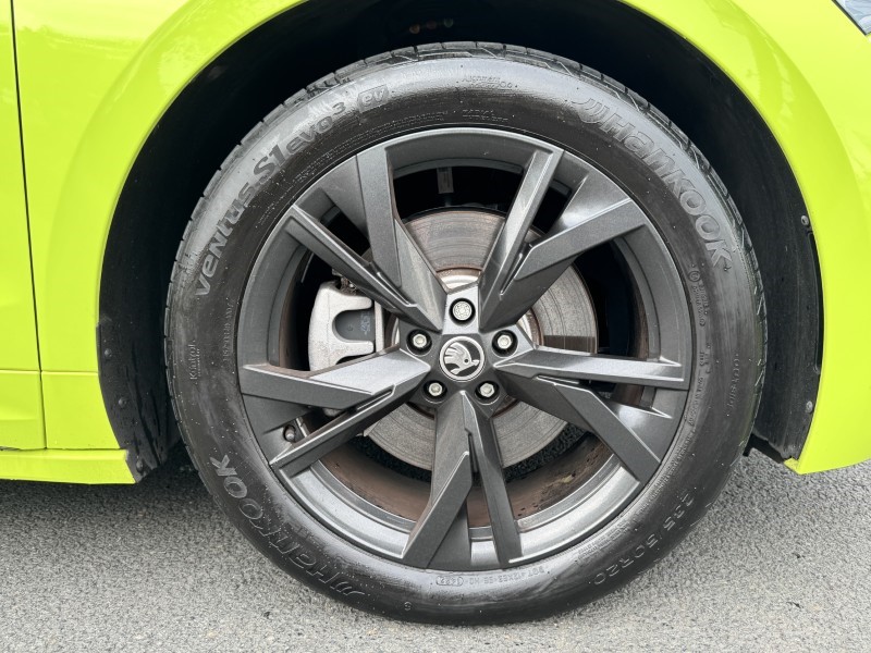 2023 (23) SKODA ENYAQ 220kW vRS 82kWh 4x4 5dr Auto 4599000