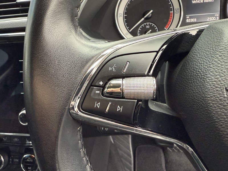 2020 (70) SKODA SUPERB 2.0 TDI CR SE L 5dr DSG 4888301