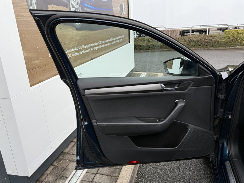 2020 (70) SKODA SUPERB 2.0 TDI CR SE L 5dr DSG 4888319