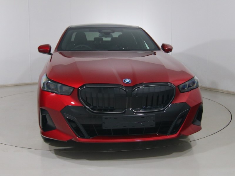  BMW 5 SERIES 550e xDrive M Sport Pro 4dr Auto [Tech PLUS/Comfort PLUS]