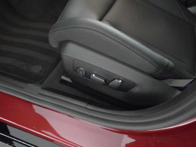  BMW 5 SERIES 550e xDrive M Sport Pro 4dr Auto [Tech PLUS/Comfort PLUS] 5164018