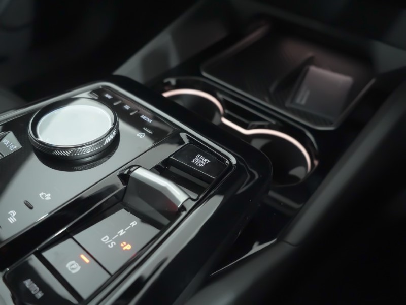  BMW 5 SERIES 550e xDrive M Sport Pro 4dr Auto [Tech PLUS/Comfort PLUS] 5164045