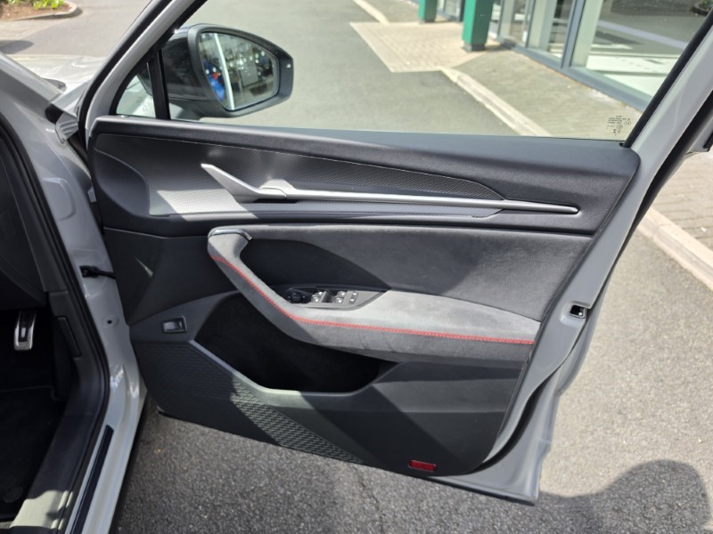 2025 (75) SKODA KODIAQ 2.0 TSI vRS 4X4 5dr DSG [7 Seat] 5283598