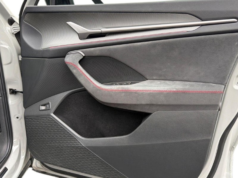 2025 (75) SKODA KODIAQ 2.0 TSI vRS 4X4 5dr DSG [7 Seat] 5089296