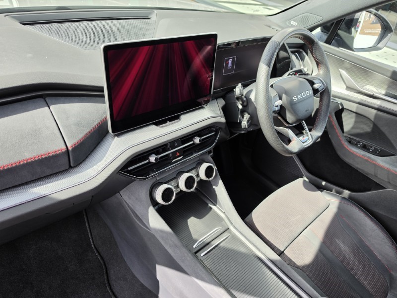 2025 (75) SKODA KODIAQ 2.0 TSI vRS 4X4 5dr DSG [7 Seat] 5283595