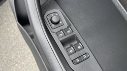 2023 (73) SKODA KAROQ 1.0 TSI SE L 5dr 4656759